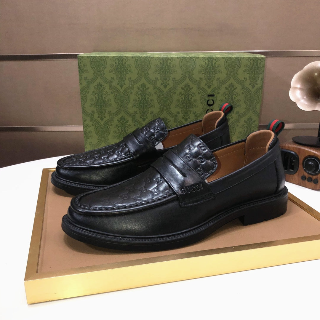 Italian top luxury men's shoes giant (GUCCI) (all cowhide inneri) new report. Original European
