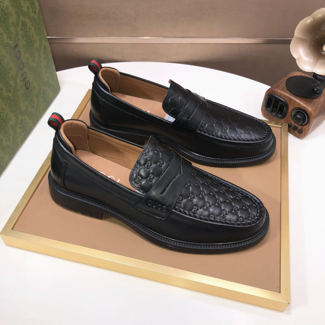 Italian top luxury men's shoes giant (GUCCI) (all cowhide inneri) new report. Original European