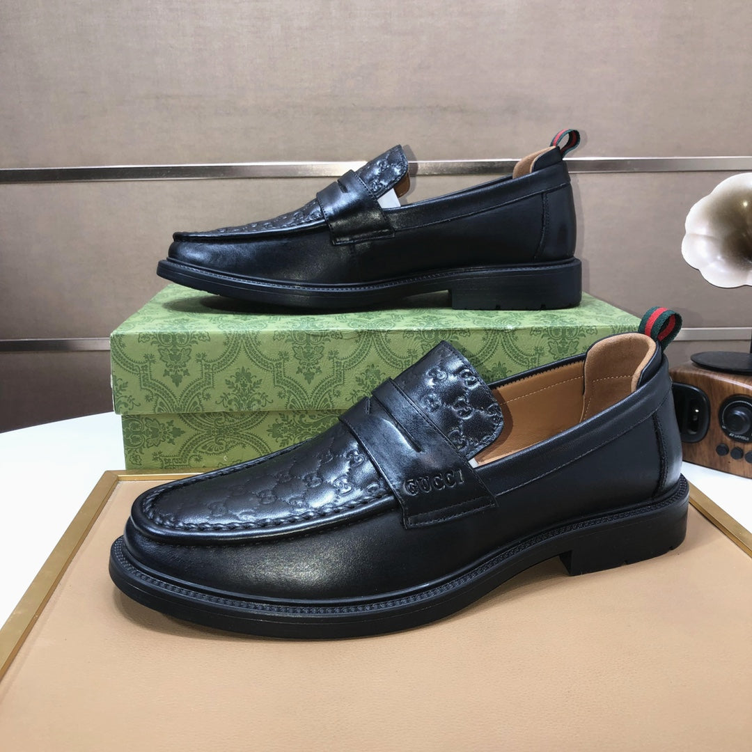Italian top luxury men's shoes giant (GUCCI) (all cowhide inneri) new report. Original European