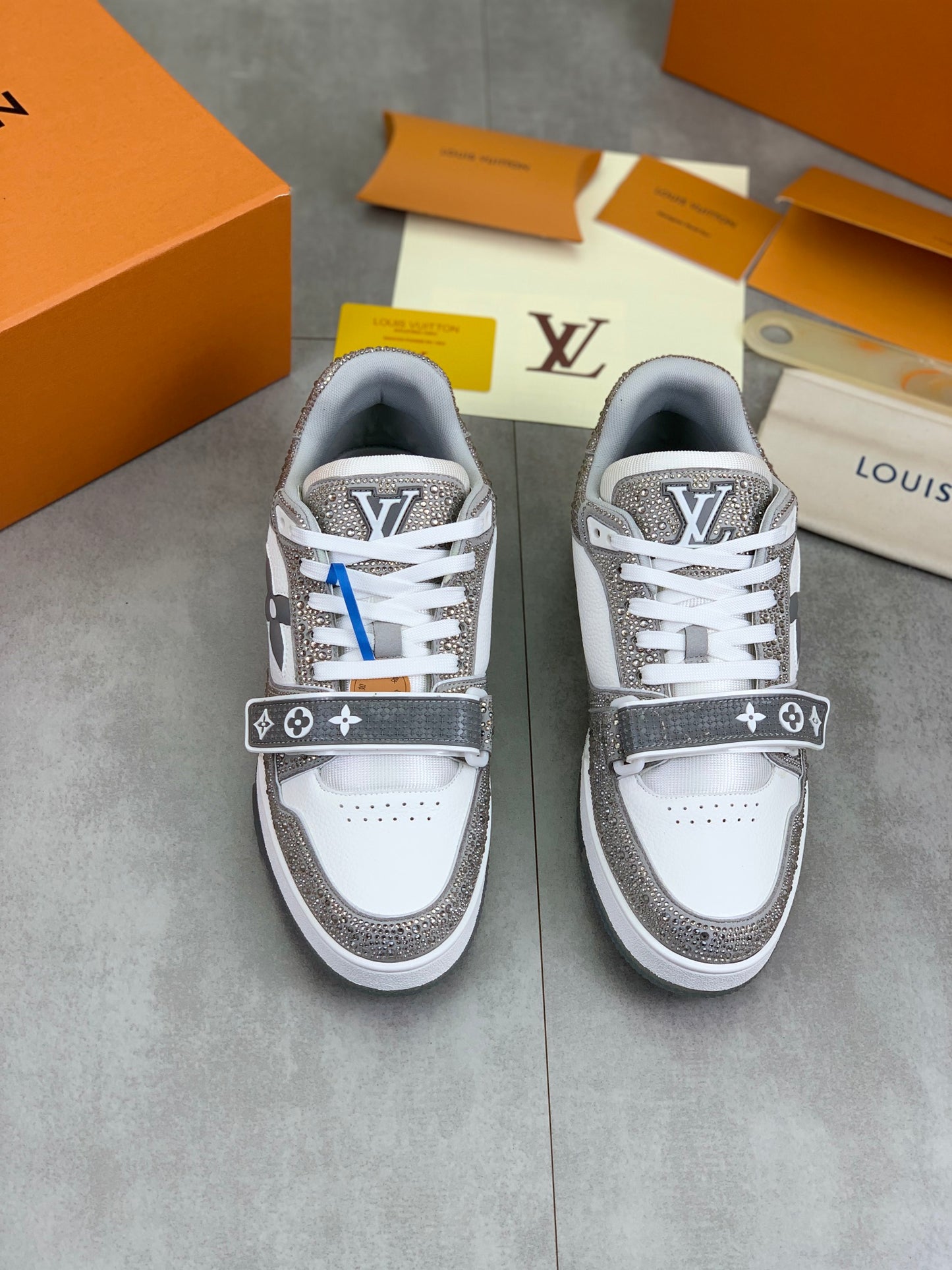[LOUIS VUITTON] LV Classic Trendy Shoes! Made of imported genuine leather, water-dyed v