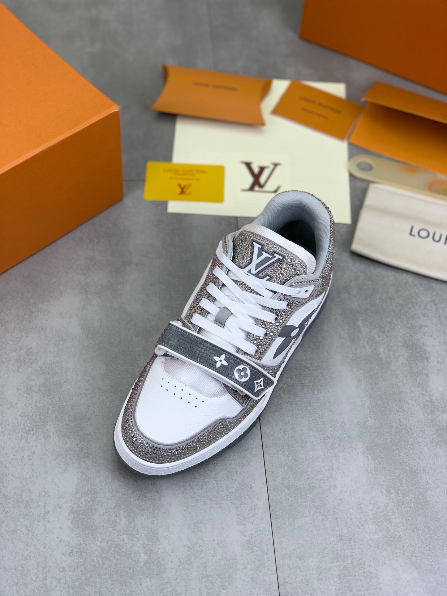 [LOUIS VUITTON] LV Classic Trendy Shoes! Made of imported genuine leather, water-dyed v