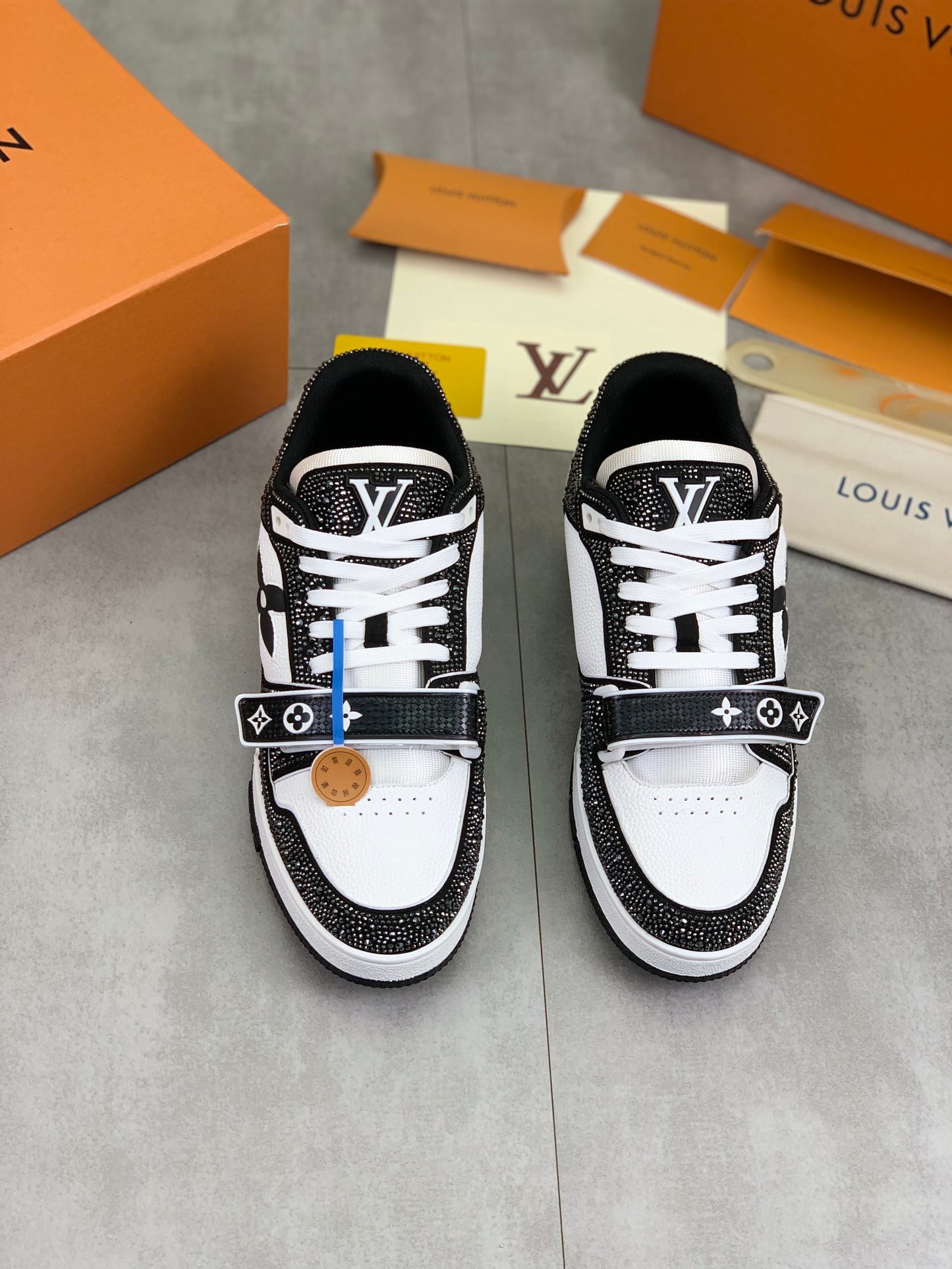 [LOUIS VUITTON] LV Classic Trendy Shoes! Made of imported genuine leather, water-dyed