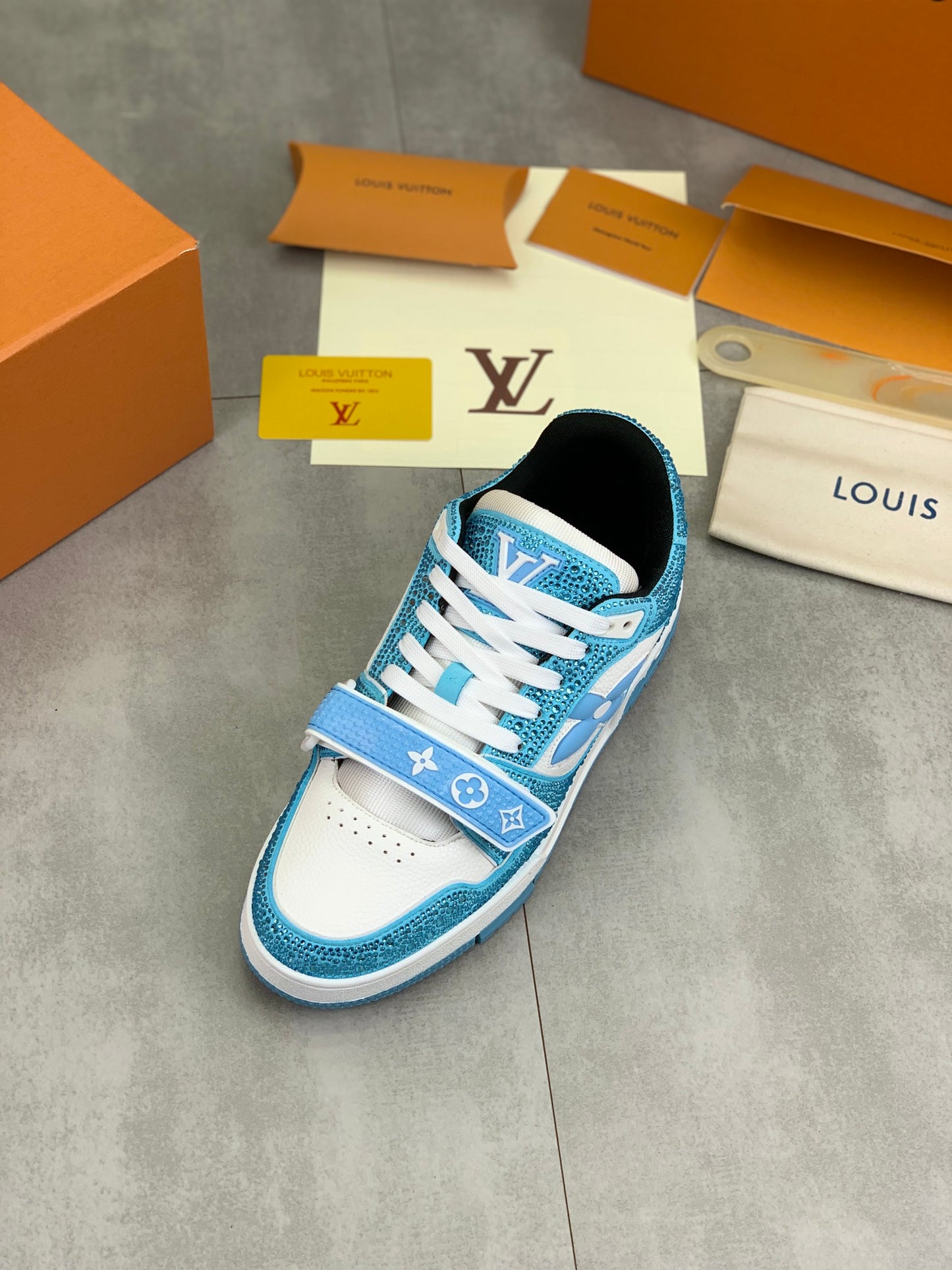 [LOUIS VUITTON] LV Classic Trendy Shoes! Made of imported genuine leather, water-dyed