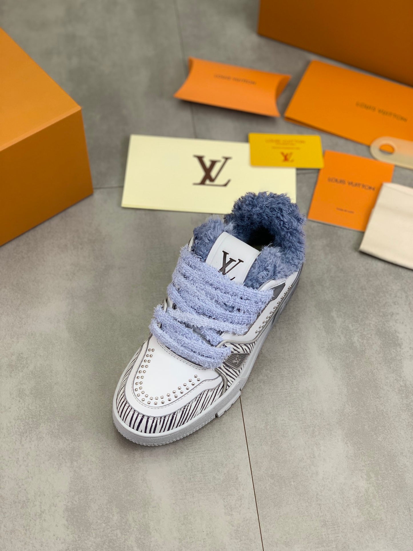 [LOUIS VUITTON] LV Classic Trendy Shoes! Made of imported genuine leather, water-dyed