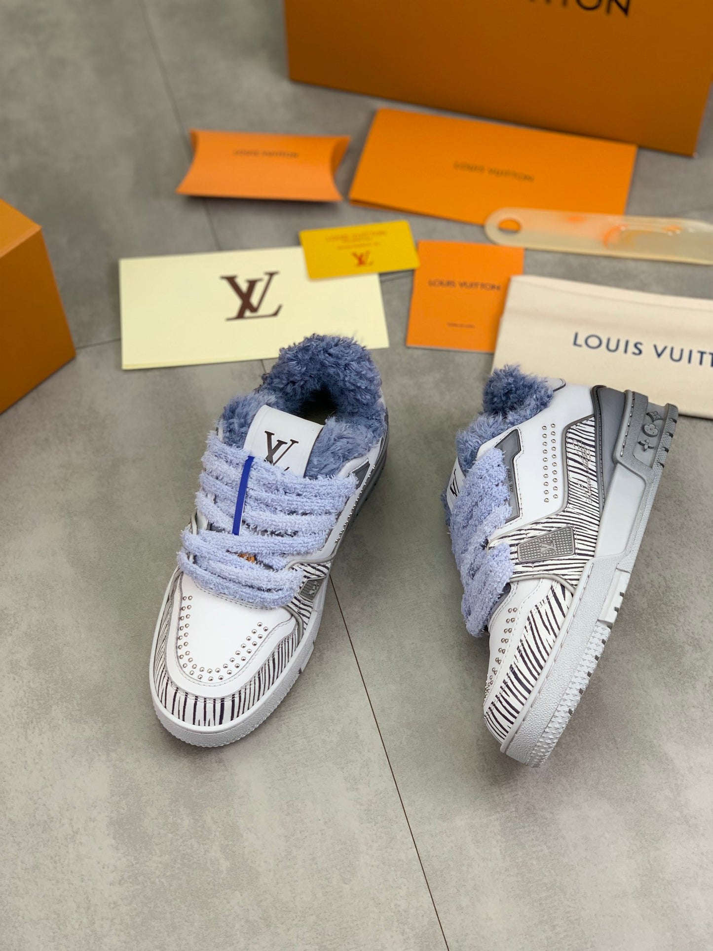 [LOUIS VUITTON] LV Classic Trendy Shoes! Made of imported genuine leather, water-dyed