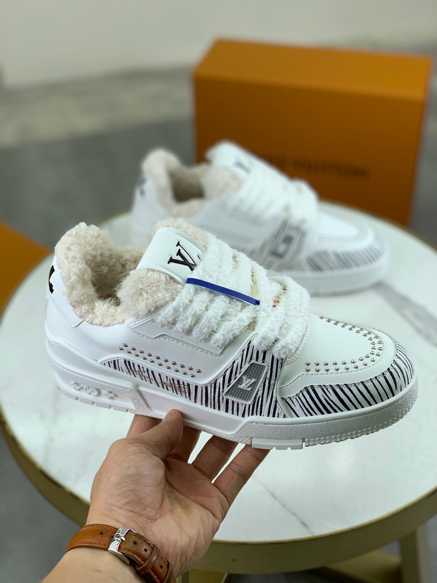 [LOUIS VUITTON] LV Classic Trendy Shoes! Made of imported genuine leather, water-dyed