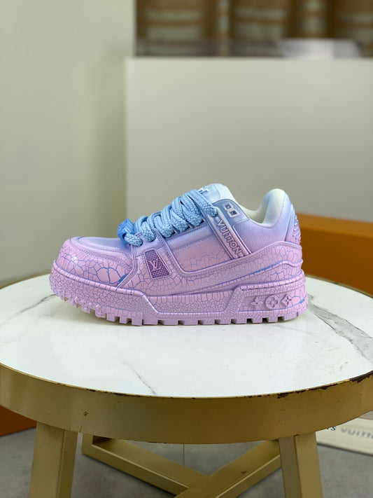 [LOUIS VUITTON] LV Classic Trendy Shoes! Made of imported genuine leather, water-dyed cowhide lining, original version of durable and lightweight, high-quality fine products! Size: 35-45 (46 can be customized)