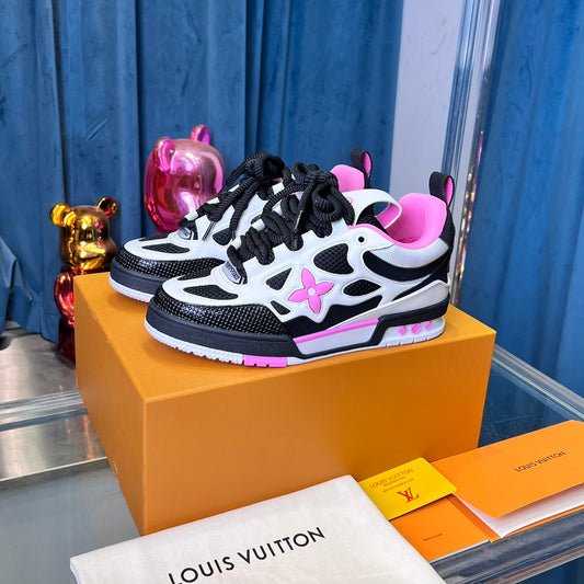 [LOUIS VUITTON] LV Classic Trendy Shoes! Made of imported genuine leather, water-dyed cowhide lining, original version of durable and lightweight, high-quality fine products! Size: 35-45 (46 can be customized)
