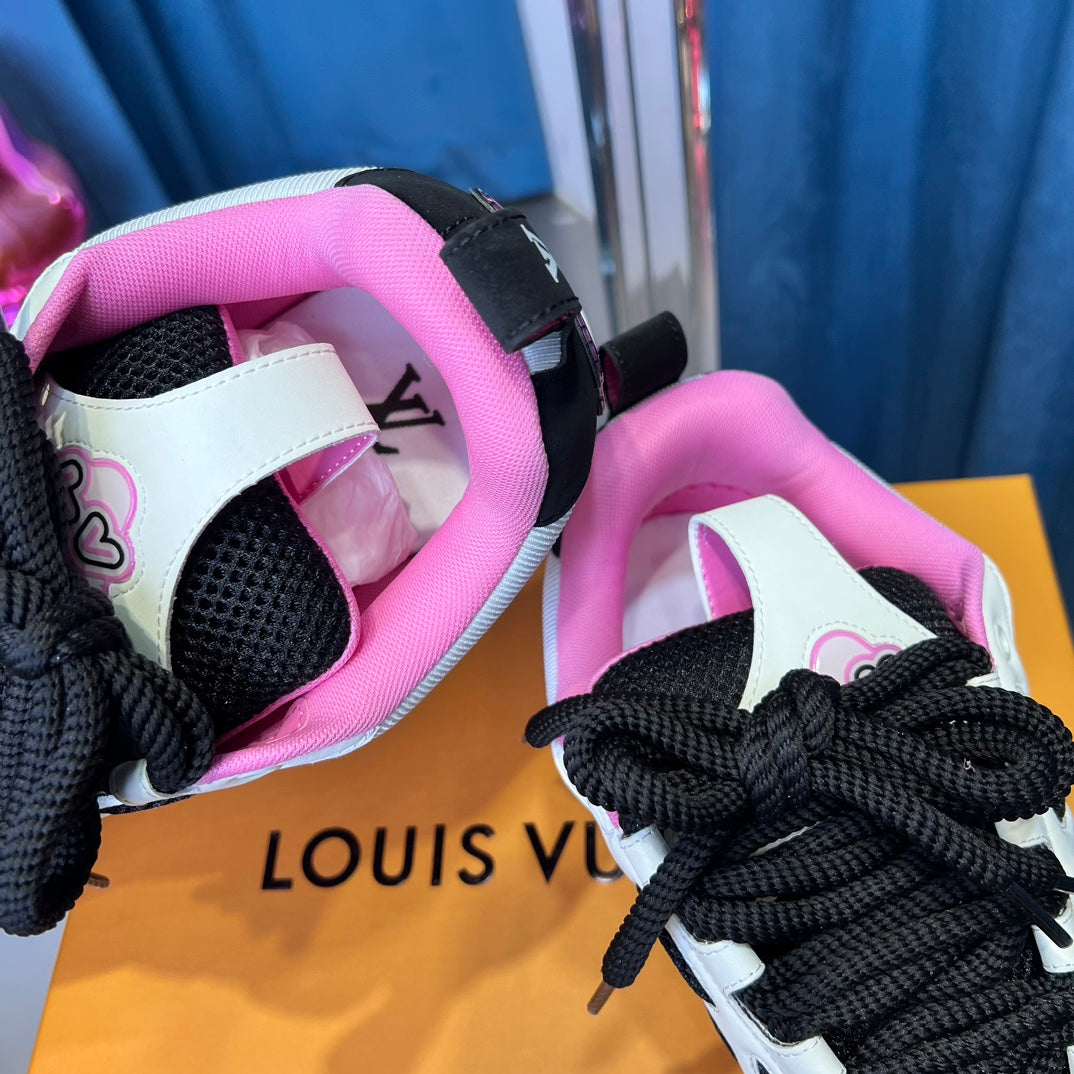 [LOUIS VUITTON] LV Classic Trendy Shoes! Made of imported genuine leather, water-dyed cowhide lining, original version of durable and lightweight, high-quality fine products! Size: 35-45 (46 can be customized)