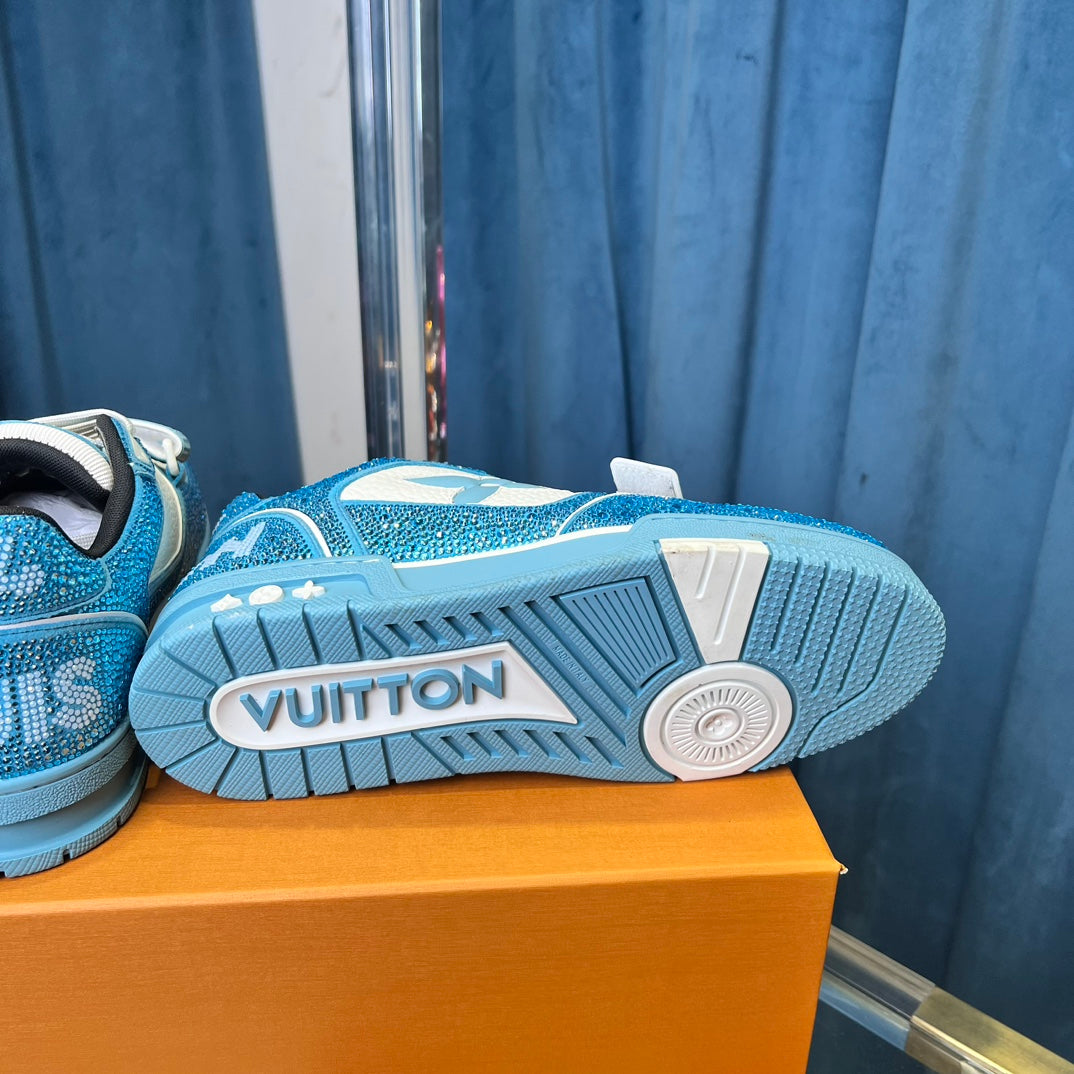 [LOUIS VUITTON] LV Classic Trendy Shoes! Made of imported genuine leather, water-dyed cowhide lining, original version of durable and lightweight, high-quality fine products! Size: 35-45 (46 can be customized)