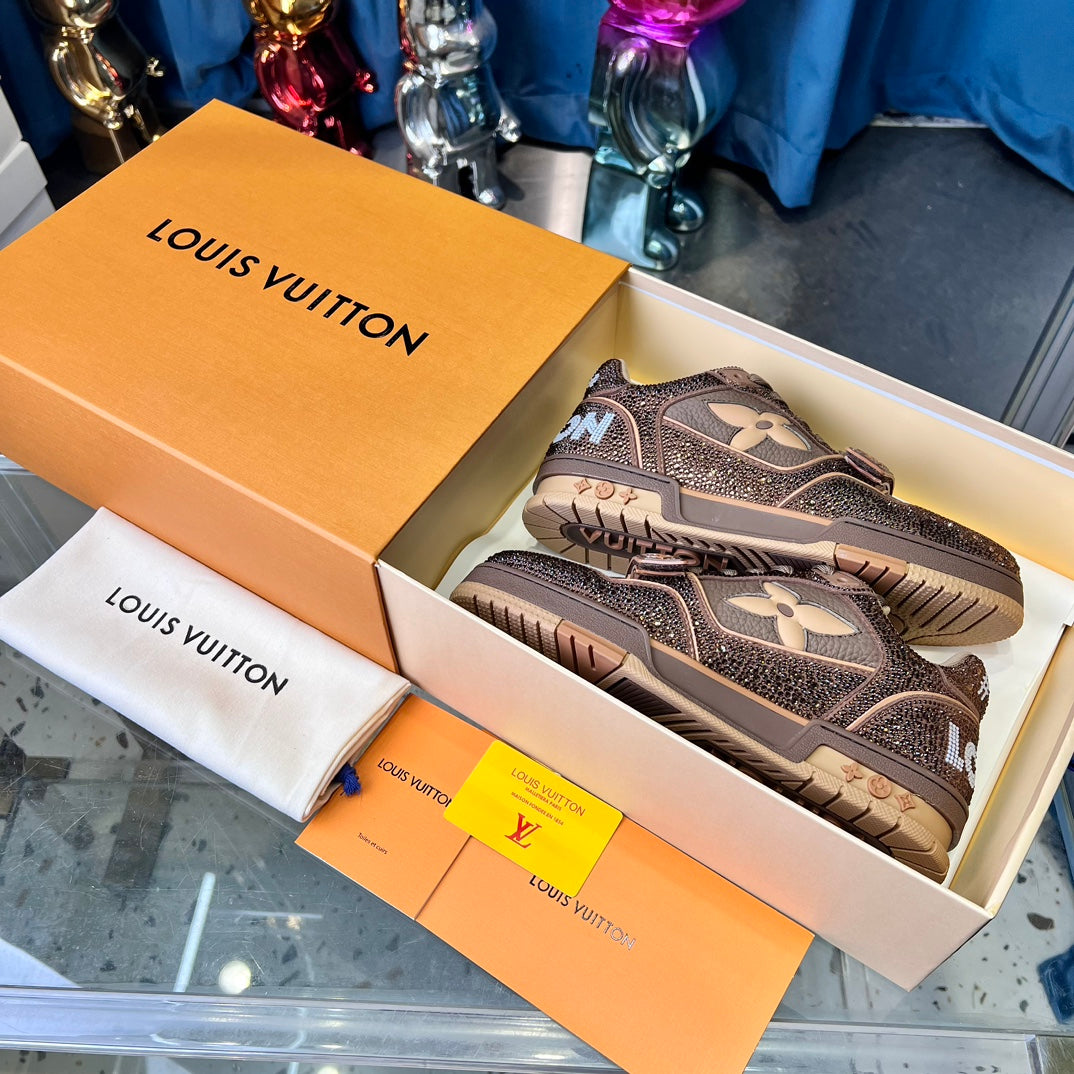 [LOUIS VUITTON] LV Classic Trendy Shoes! Made of imported genuine leather, water-dyed cowhide lining, original version of durable and lightweight, high-quality fine products! Size: 35-45 (46 can be customized)