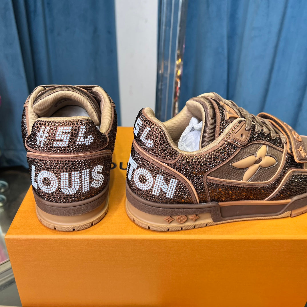 [LOUIS VUITTON] LV Classic Trendy Shoes! Made of imported genuine leather, water-dyed cowhide lining, original version of durable and lightweight, high-quality fine products! Size: 35-45 (46 can be customized)