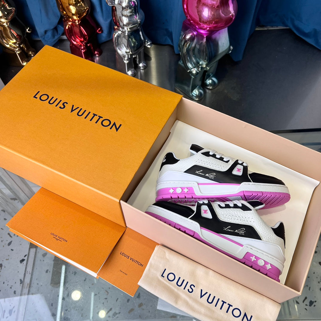[LOUIS VUITTON] LV Classic Trendy Shoes! Made of imported genuine leather, water-dyed cowhide lining, original version of durable and lightweight, high-quality fine products! Size: 35-45 (46 can be customized)