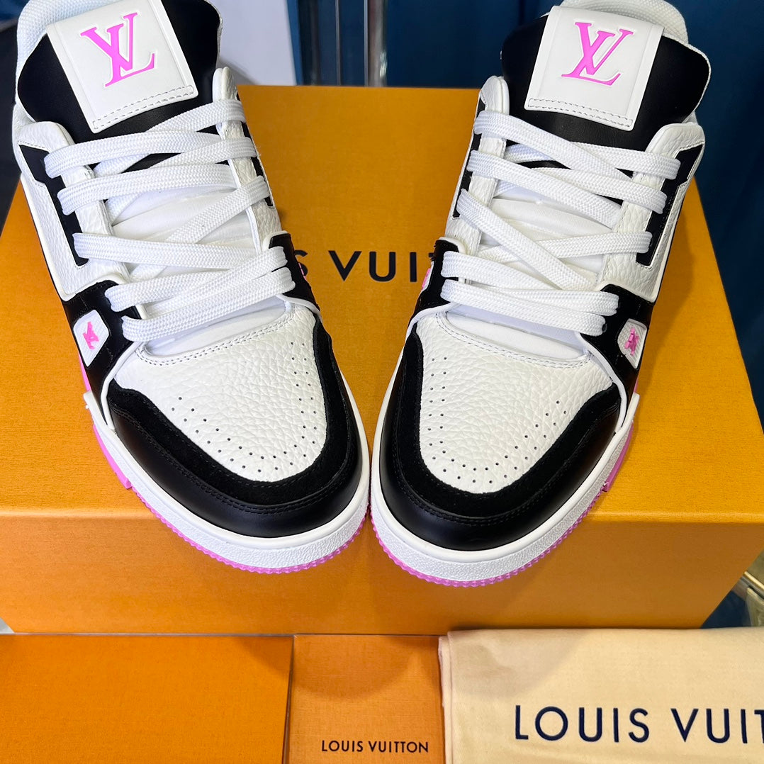 [LOUIS VUITTON] LV Classic Trendy Shoes! Made of imported genuine leather, water-dyed cowhide lining, original version of durable and lightweight, high-quality fine products! Size: 35-45 (46 can be customized)