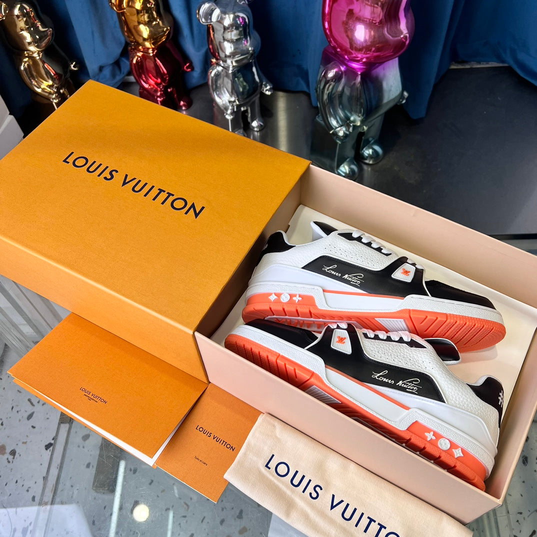 [LOUIS VUITTON] LV Classic Trendy Shoes! Made of imported genuine leather, water-dyed cowhide lining, original version of durable and lightweight, high-quality fine products! Size: 35-45 (46 can be customized)