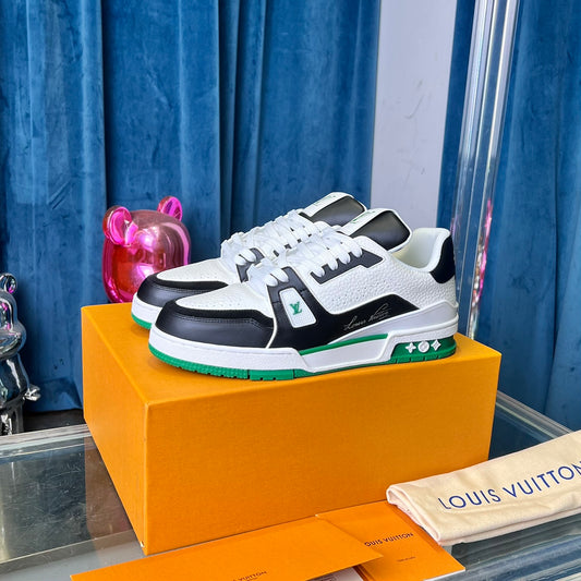 [LOUIS VUITTON] LV Classic Trendy Shoes! Made of imported genuine leather, water-dyed cowhide lining, original version of durable and lightweight, high-quality fine products! Size: 35-45 (46 can be customized)