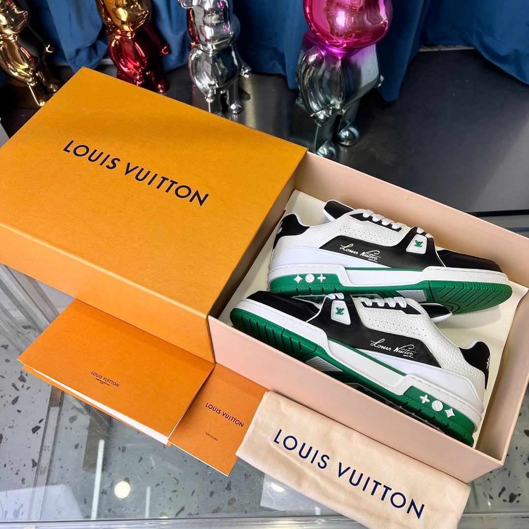 [LOUIS VUITTON] LV Classic Trendy Shoes! Made of imported genuine leather, water-dyed cowhide lining, original version of durable and lightweight, high-quality fine products! Size: 35-45 (46 can be customized)