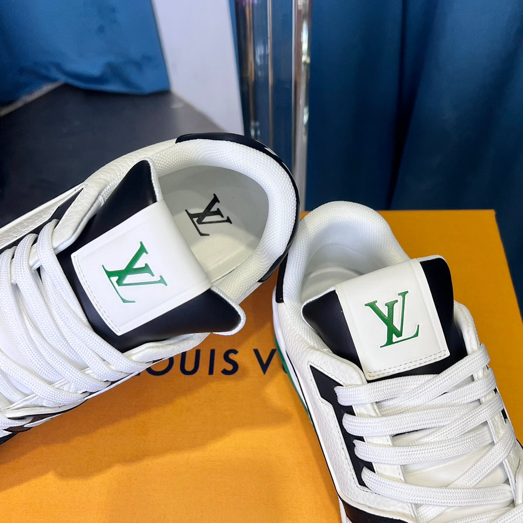 [LOUIS VUITTON] LV Classic Trendy Shoes! Made of imported genuine leather, water-dyed cowhide lining, original version of durable and lightweight, high-quality fine products! Size: 35-45 (46 can be customized)