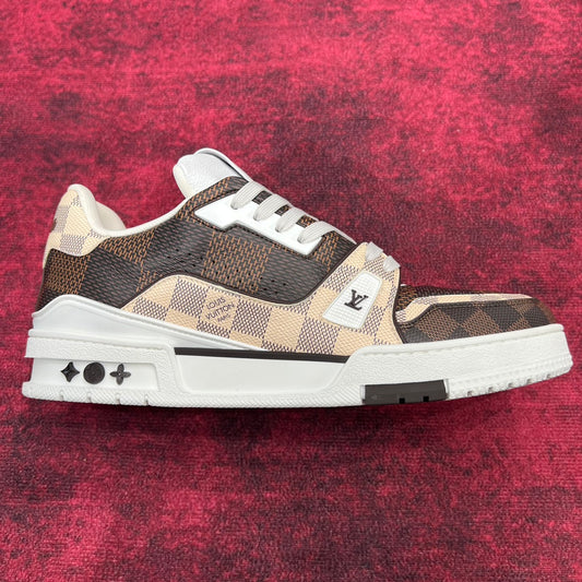 [LOUIS VUITTON] LV Classic Trendy Shoes! Made of imported genuine leather, water-dyed cowhide lining, original version of durable and lightweight, high-quality fine products! Size: 35-45 (46 can be customized)