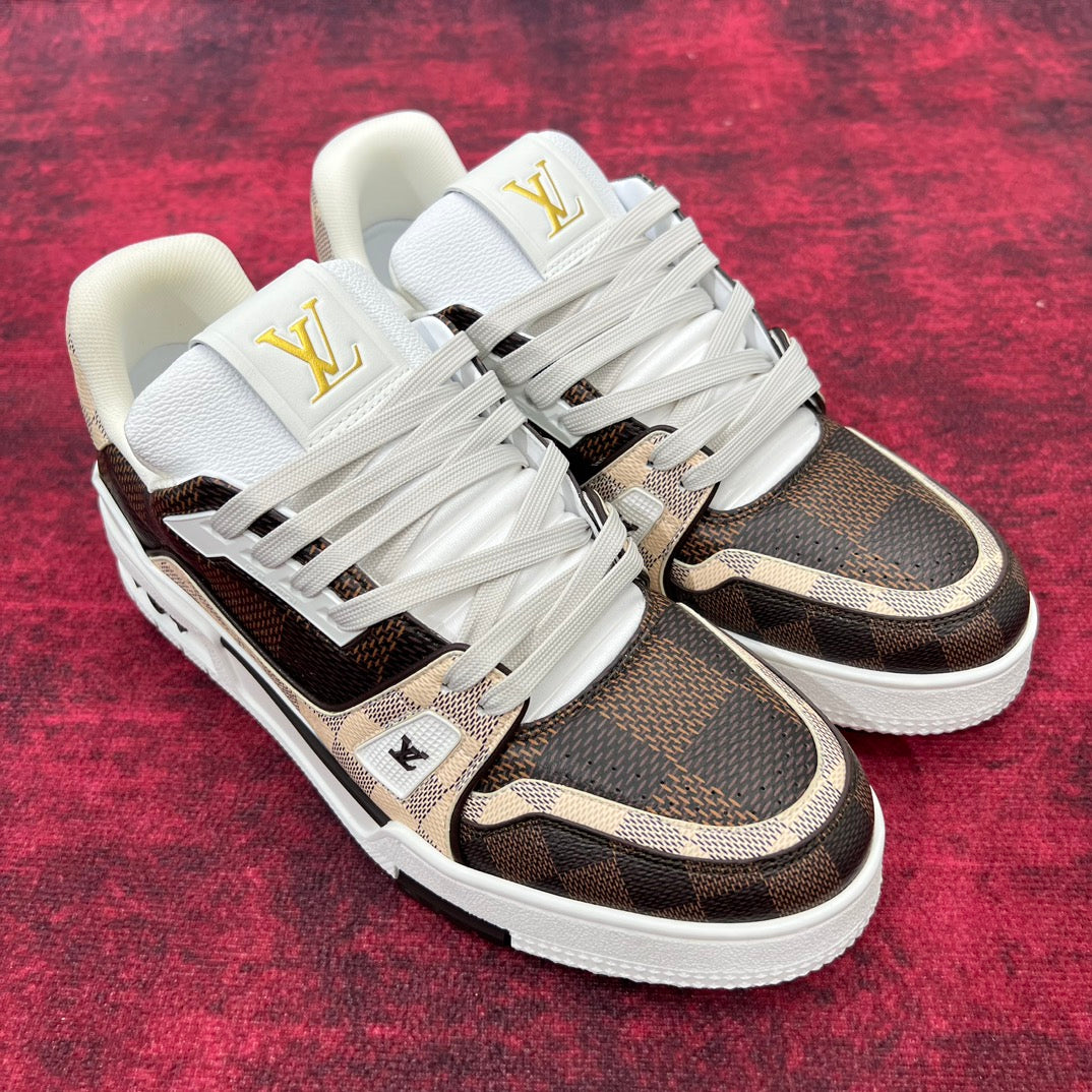 [LOUIS VUITTON] LV Classic Trendy Shoes! Made of imported genuine leather, water-dyed cowhide lining, original version of durable and lightweight, high-quality fine products! Size: 35-45 (46 can be customized)