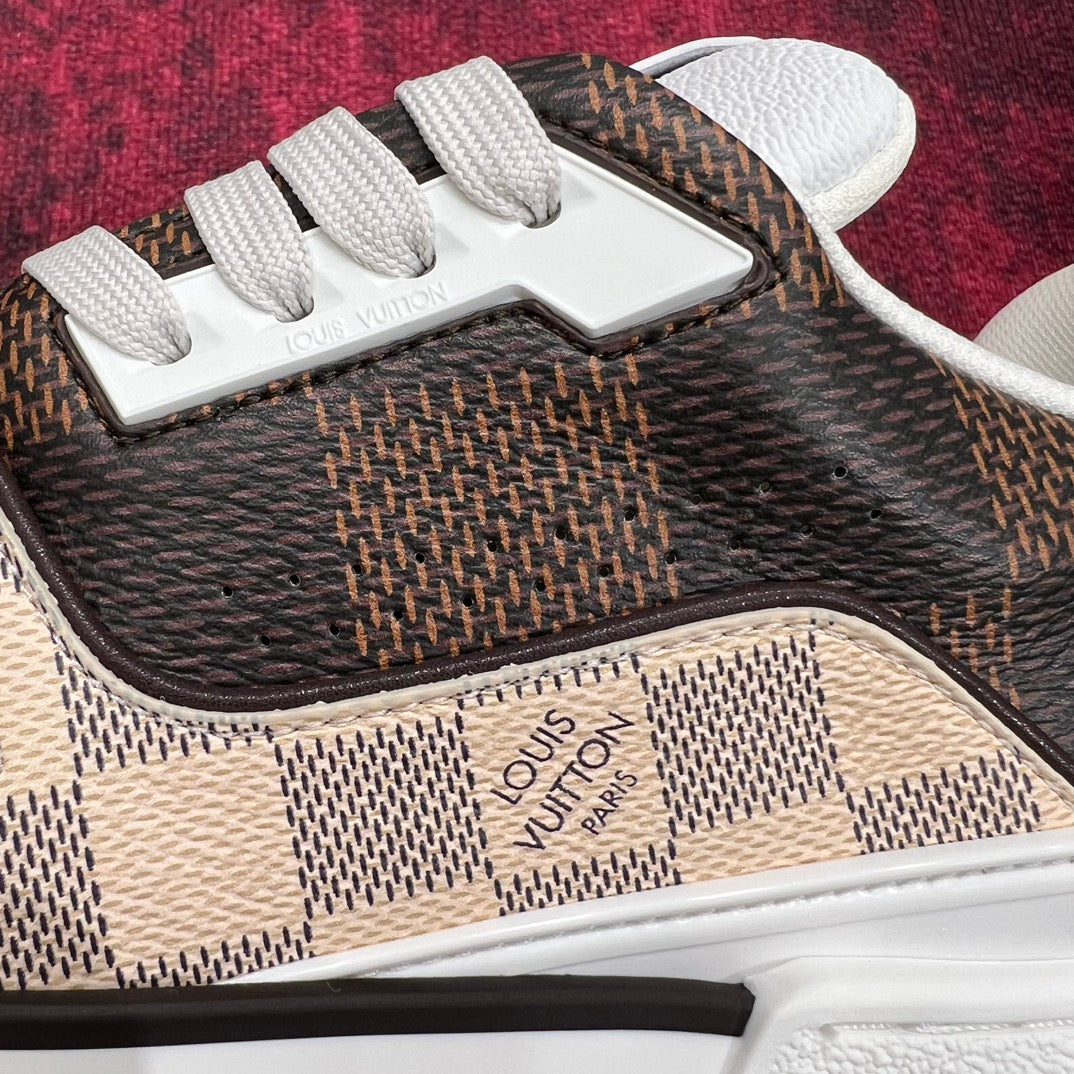 [LOUIS VUITTON] LV Classic Trendy Shoes! Made of imported genuine leather, water-dyed cowhide lining, original version of durable and lightweight, high-quality fine products! Size: 35-45 (46 can be customized)