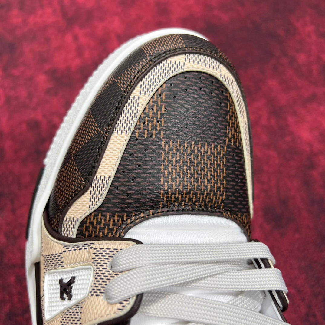 [LOUIS VUITTON] LV Classic Trendy Shoes! Made of imported genuine leather, water-dyed cowhide lining, original version of durable and lightweight, high-quality fine products! Size: 35-45 (46 can be customized)