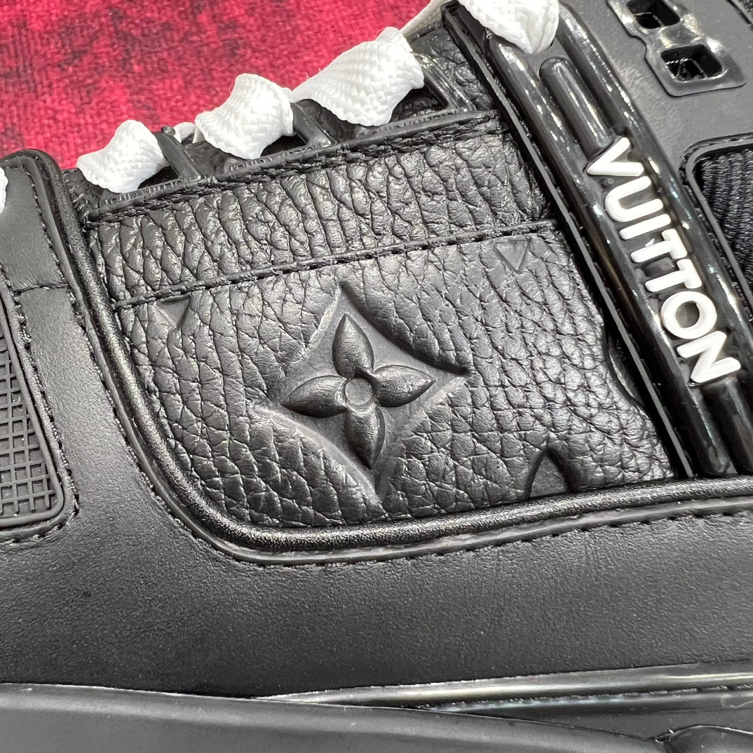 [LOUIS VUITTON] LV Classic Trendy Shoes! Made of imported genuine leather, water-dyed cowhide lining, original version of durable and lightweight, high-quality fine products! Size: 35-45 (46 can be customized)