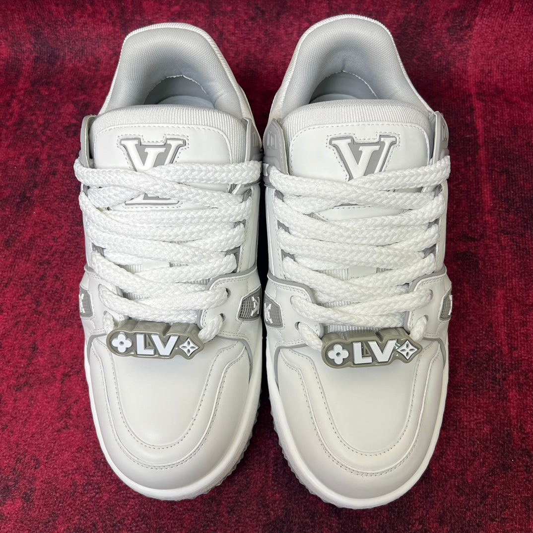 [LOUIS VUITTON] LV trainer maxi Shoes! Made of imported genuine leather, water-dyed cowhide lining, original version of durable and lightweight, high-quality fine products! Size: 35-45 (46 can be customized)