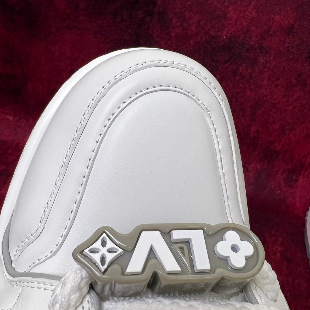 [LOUIS VUITTON] LV trainer maxi Shoes! Made of imported genuine leather, water-dyed cowhide lining, original version of durable and lightweight, high-quality fine products! Size: 35-45 (46 can be customized)