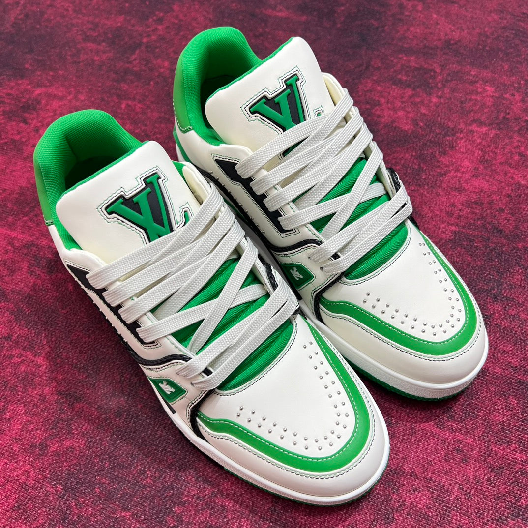 [LOUIS VUITTON] LV Classic Trendy Shoes! Made of imported genuine leather, water-dyed cowhide lining, original version of durable and lightweight, high-quality fine products! Size: 35-45 (46 can be customized)
