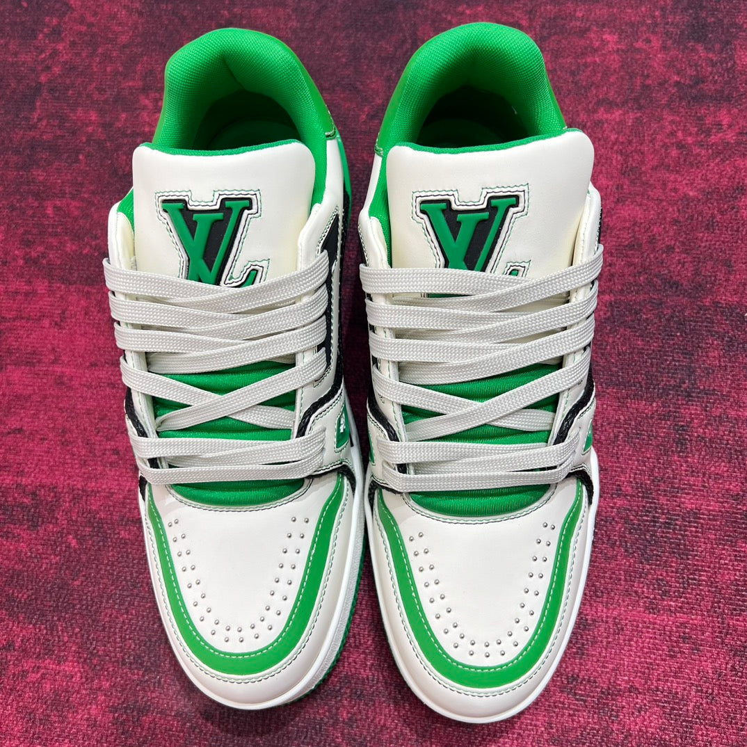[LOUIS VUITTON] LV Classic Trendy Shoes! Made of imported genuine leather, water-dyed cowhide lining, original version of durable and lightweight, high-quality fine products! Size: 35-45 (46 can be customized)
