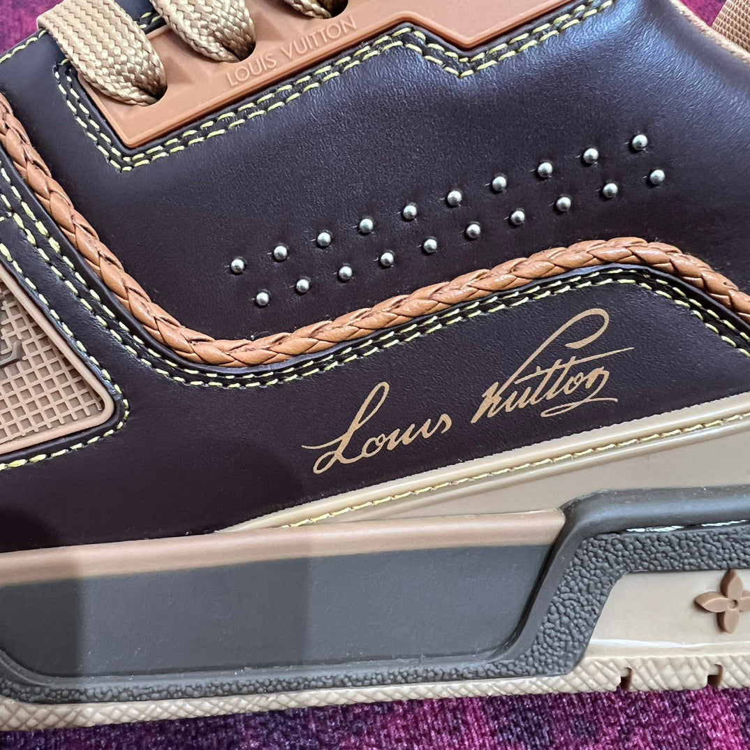 [LOUIS VUITTON] LV Classic Trendy Shoes! Made of imported genuine leather, water-dyed cowhide lining, original version of durable and lightweight, high-quality fine products! Size: 35-45 (46 can be customized)
