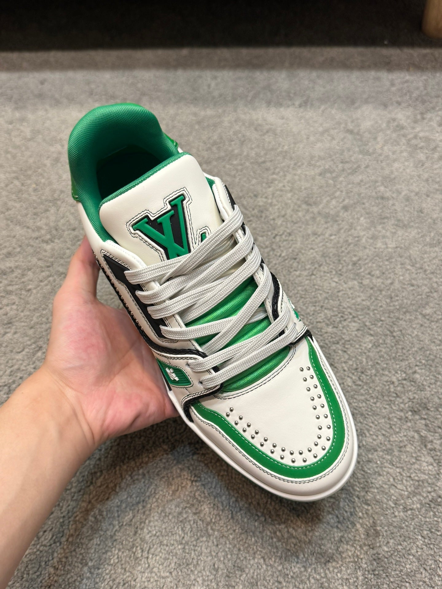 [LOUIS VUITTON] LV Classic Trendy Shoes! Made of imported genuine leather, water-dyed cowhide lining, original version of durable and lightweight, high-quality fine products! Size: 35-45 (46 can be customized)