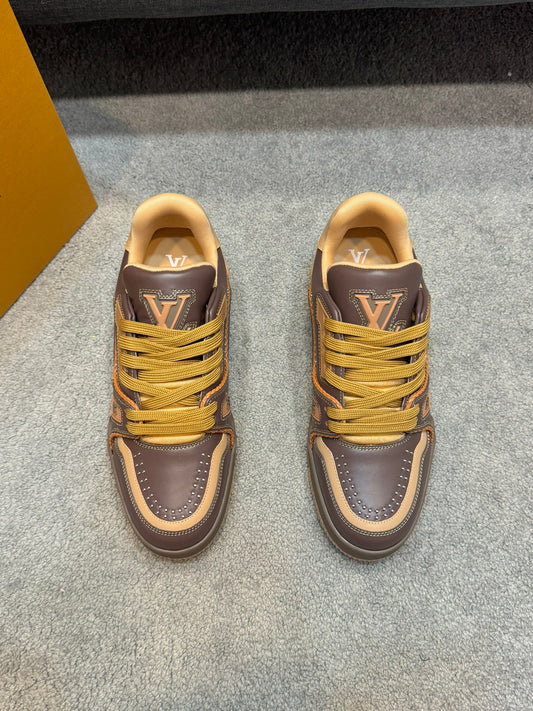 [LOUIS VUITTON] LV Classic Trendy Shoes! Made of imported genuine leather, water-dyed cowhide lining, original version of durable and lightweight, high-quality fine products! Size: 35-45 (46 can be customized)