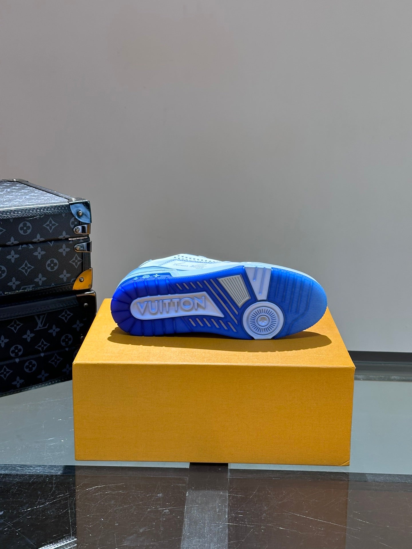 [LOUIS VUITTON] LV Classic Trendy Shoes! Made of imported genuine leather, water-dyed cowhide lining, original version of durable and lightweight, high-quality fine products! Size: 35-45 (46 can be customized)