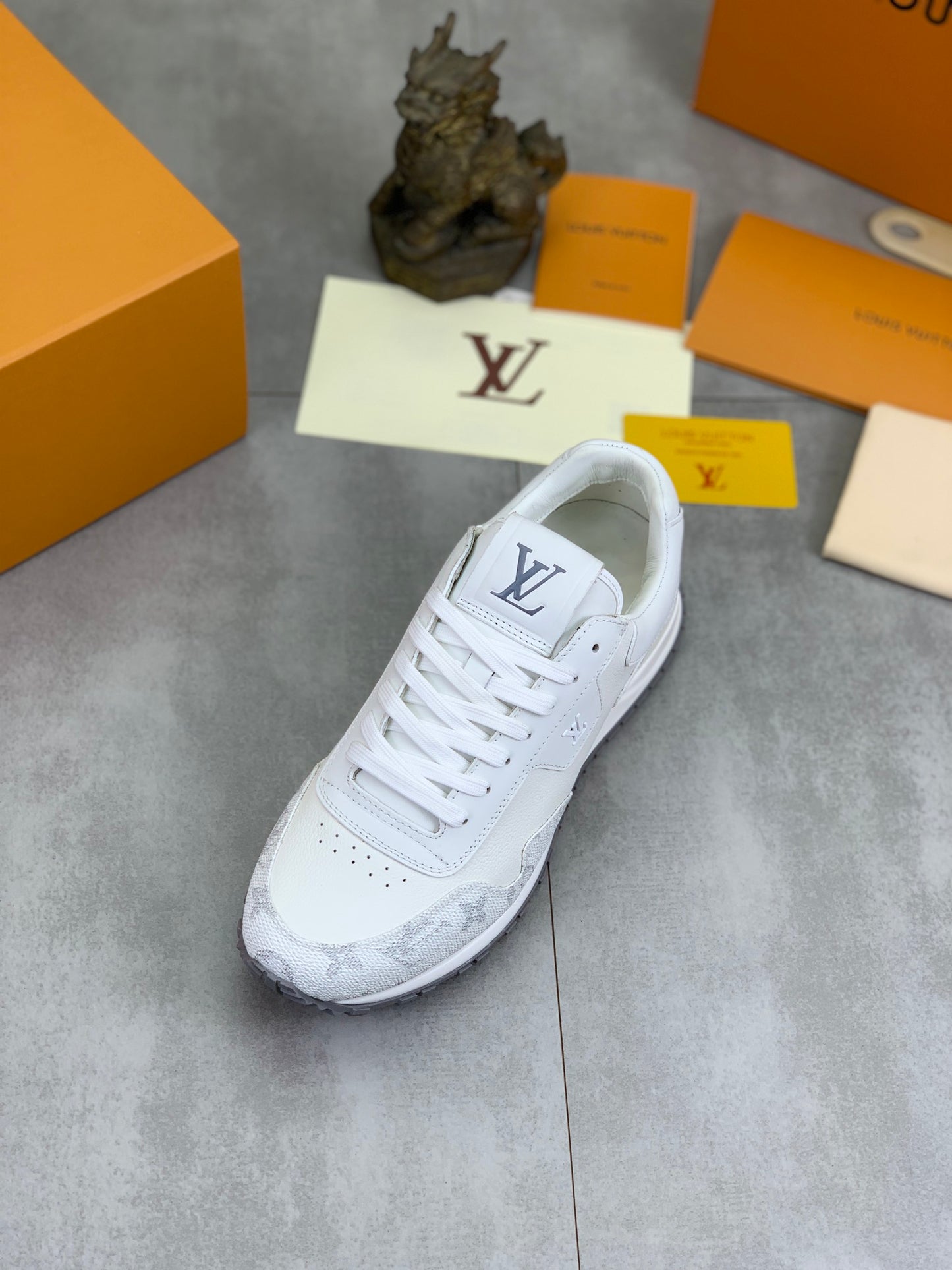 [LOUIS VUITTON] LV Classic Trendy Shoes! Made of imported genuine leather, water-dyed cowhide