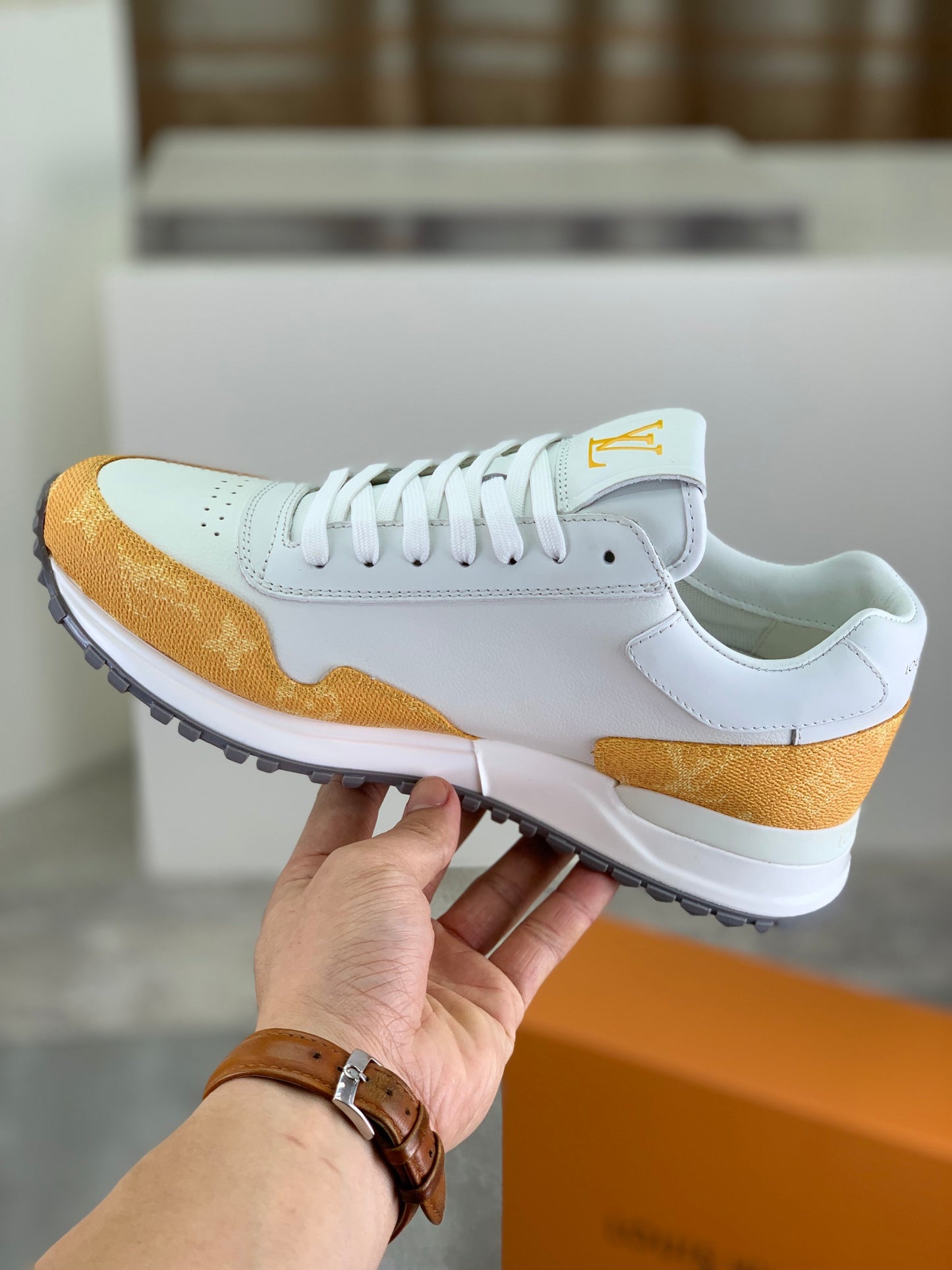 [LOUIS VUITTON] LV Classic Trendy Shoes! Made of imported genuine leather, water-dyed cowhide