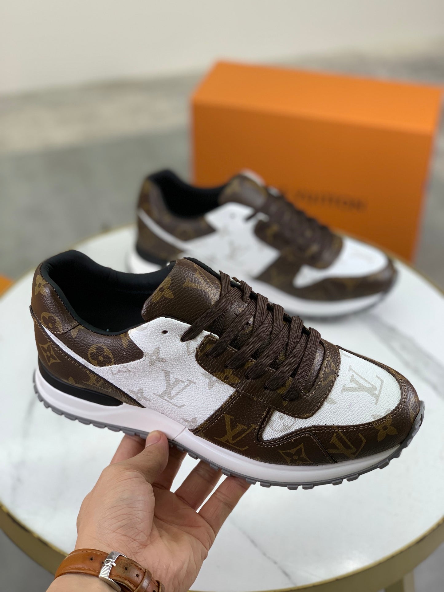 [LOUIS VUITTON] LV Classic Trendy Shoes! Made of imported genuine leather, water-dyed cowhide