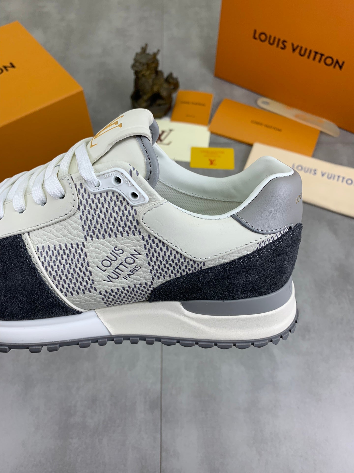 [LOUIS VUITTON] LV Classic Trendy Shoes! Made of imported genuine leather, water-dyed cowhide
