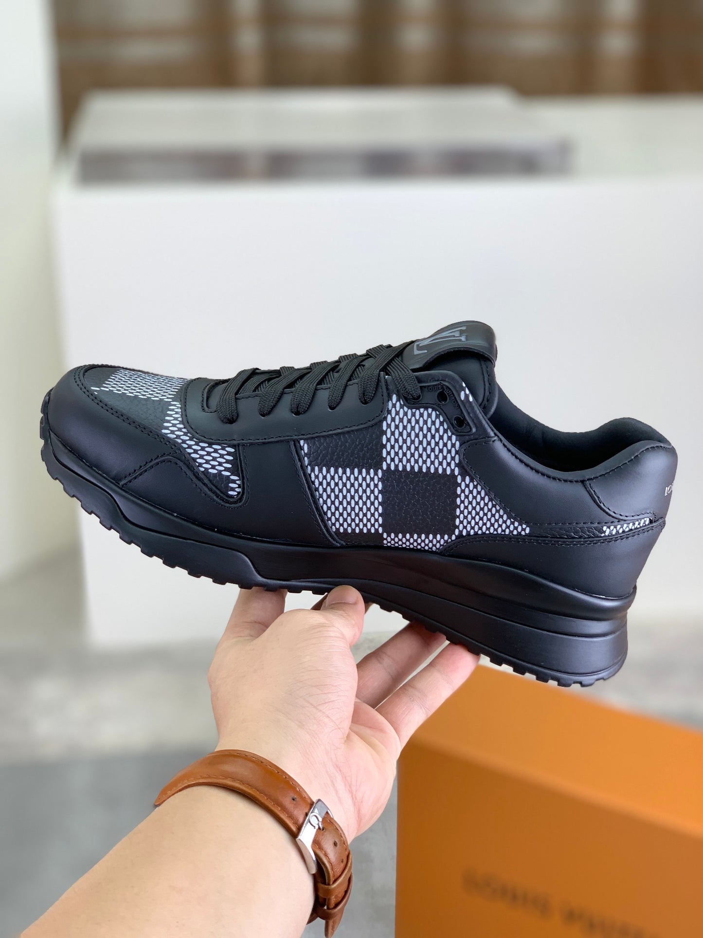[LOUIS VUITTON] LV Classic Trendy Shoes! Made of imported genuine leather, water-dyed cowhide