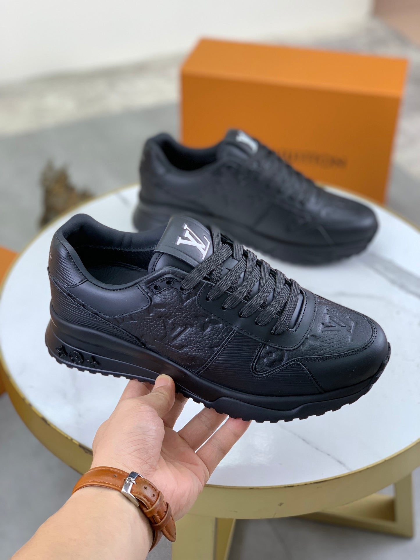 [LOUIS VUITTON] LV Classic Trendy Shoes! Made of imported genuine leather, water-dyed cowhide