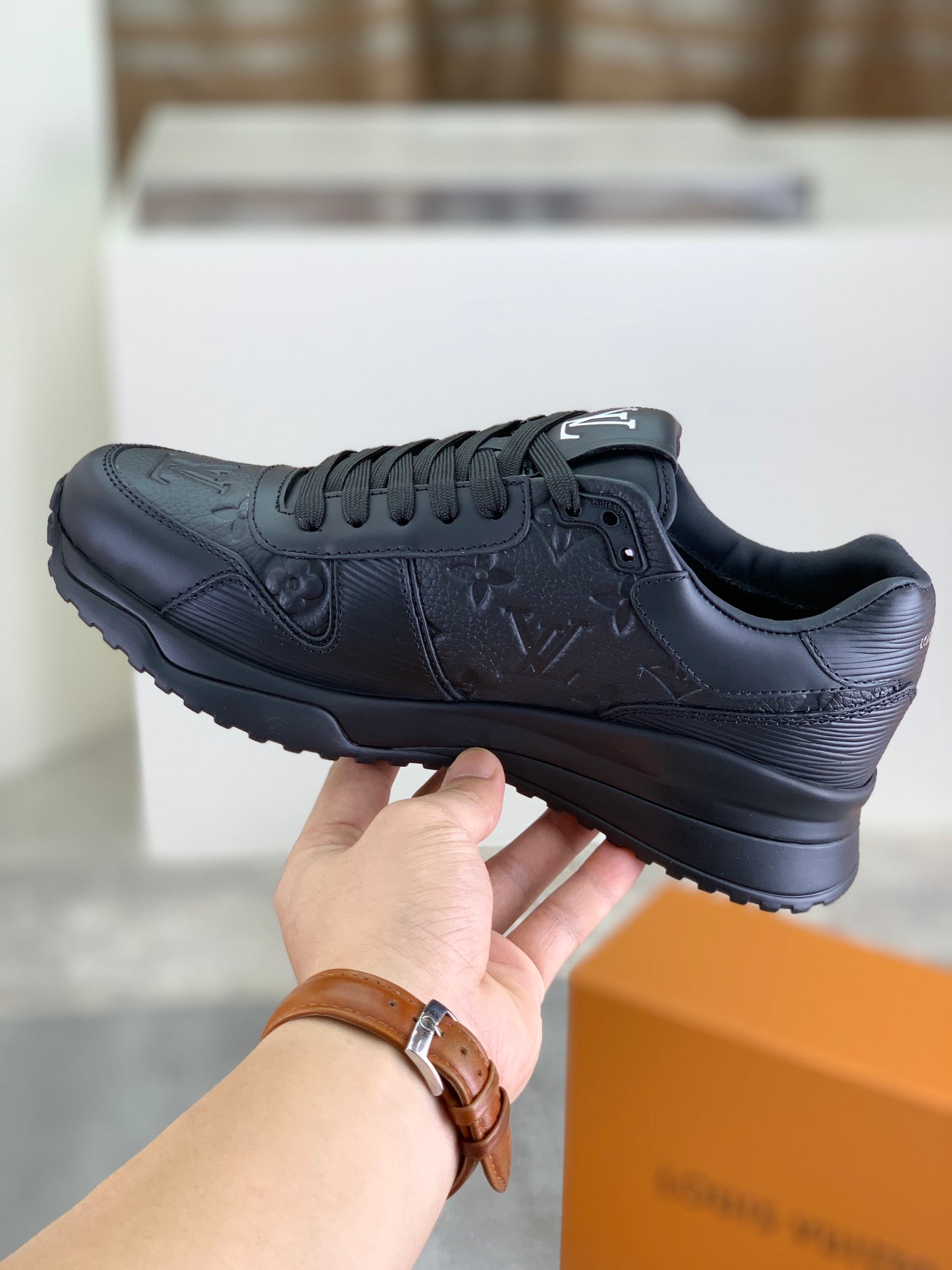 [LOUIS VUITTON] LV Classic Trendy Shoes! Made of imported genuine leather, water-dyed cowhide