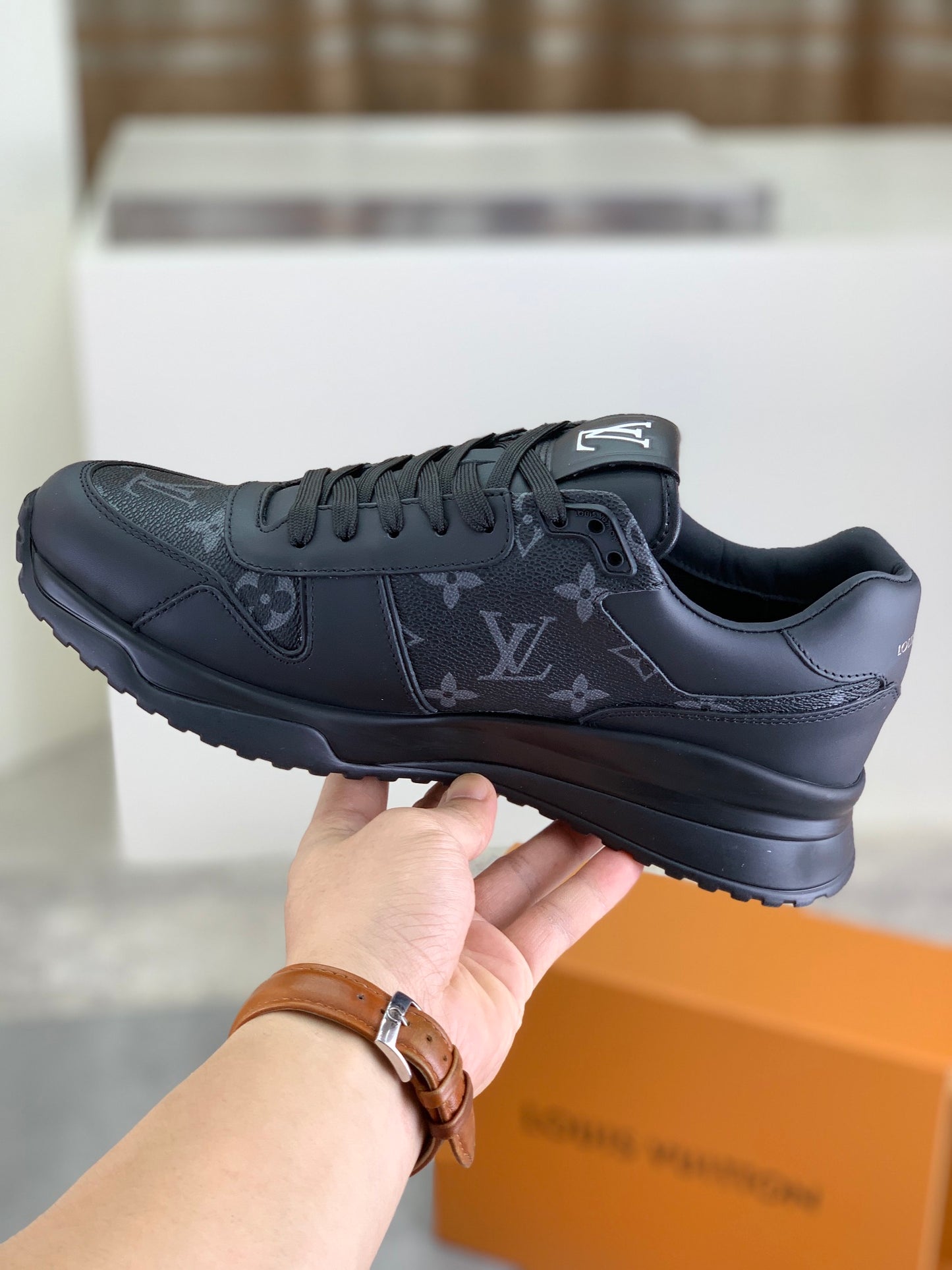 [LOUIS VUITTON] LV Classic Trendy Shoes! Made of imported genuine leather, water-dyed cowhide