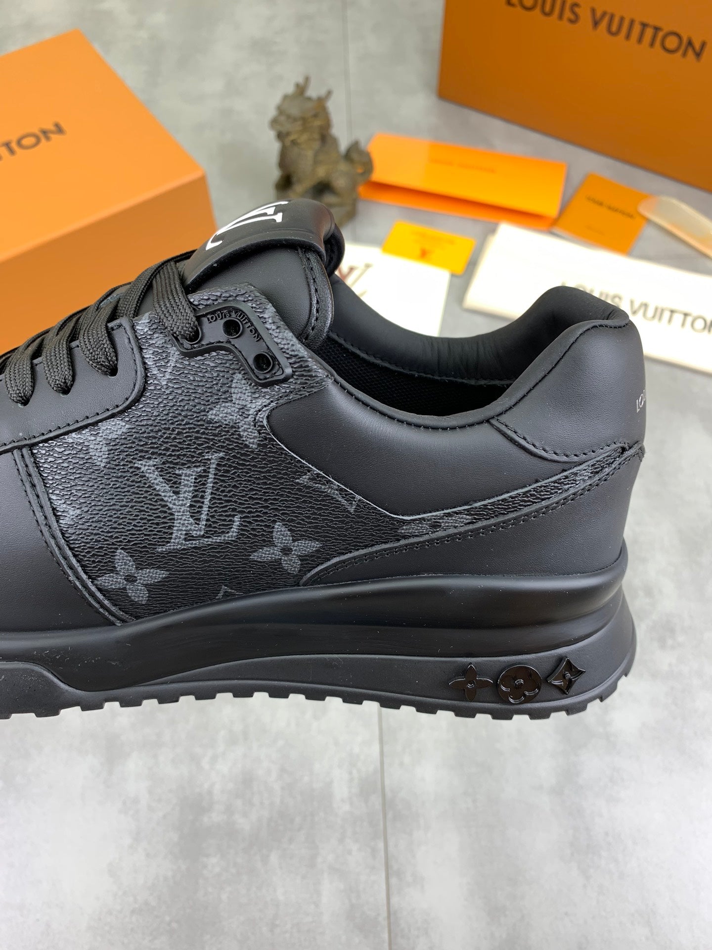 [LOUIS VUITTON] LV Classic Trendy Shoes! Made of imported genuine leather, water-dyed cowhide