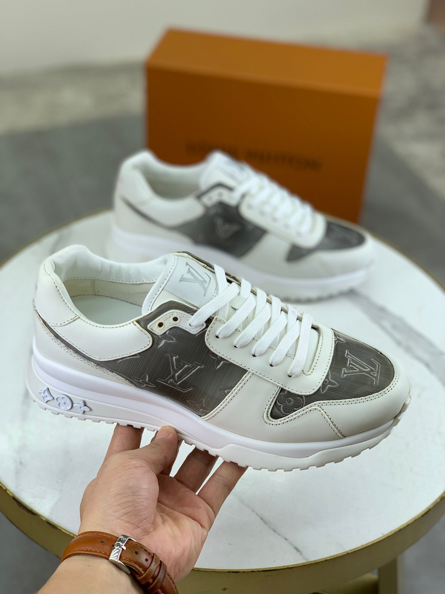 [LOUIS VUITTON] LV Classic Trendy Shoes! Made of imported genuine leather, water-dyed cowhide