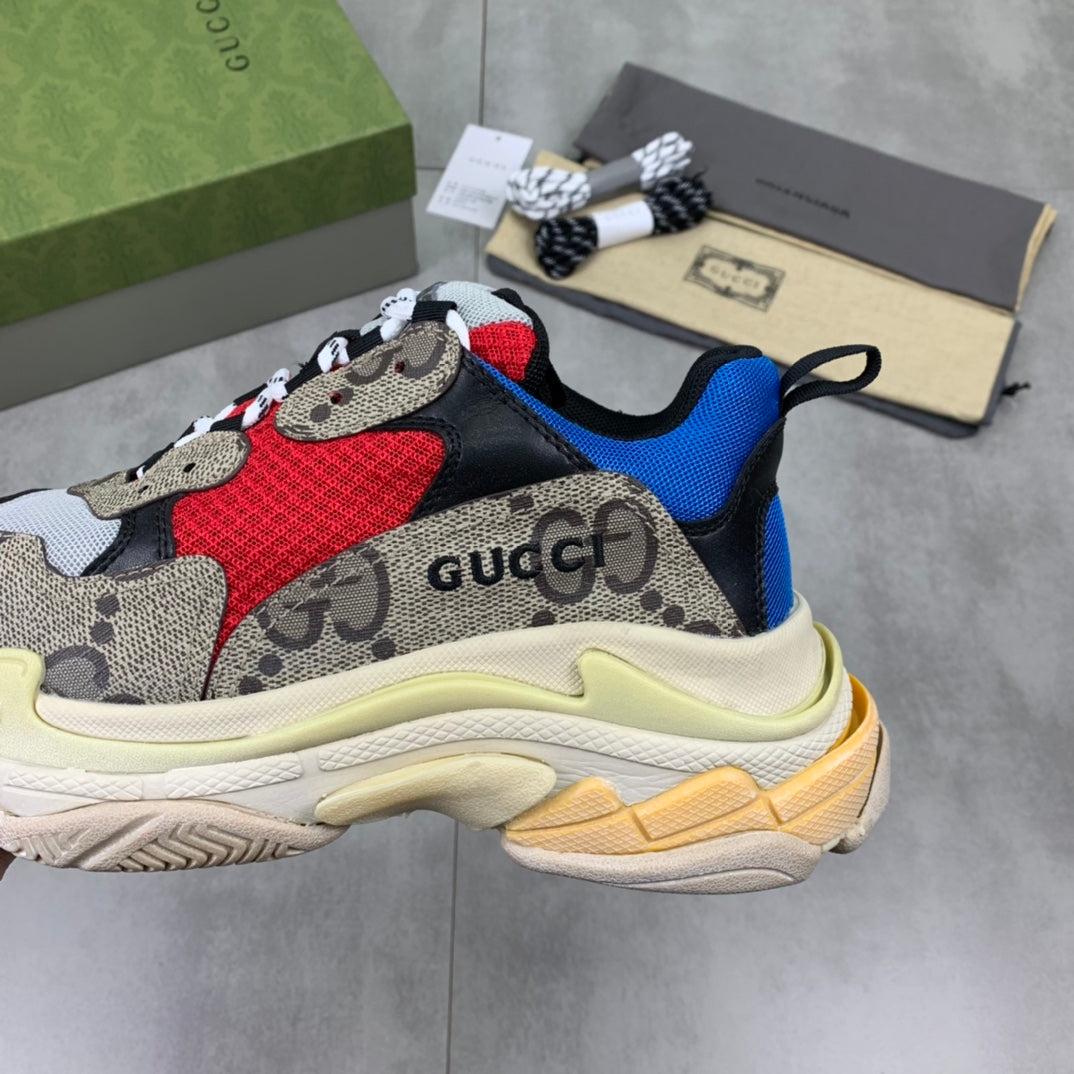 GUCCI x Balenciaga lace-up round toe low top Daddy shoes. The upper adopts imported cowhide