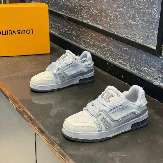 [LOUIS VUITTON] LV Classic Trendy Shoes! Made of imported genuine leather, water-dyed cowhide