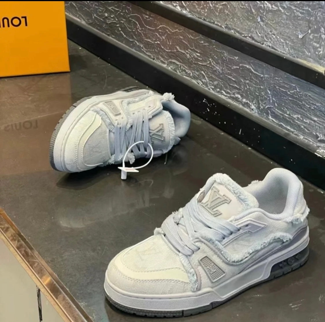 [LOUIS VUITTON] LV Classic Trendy Shoes! Made of imported genuine leather, water-dyed cowhide