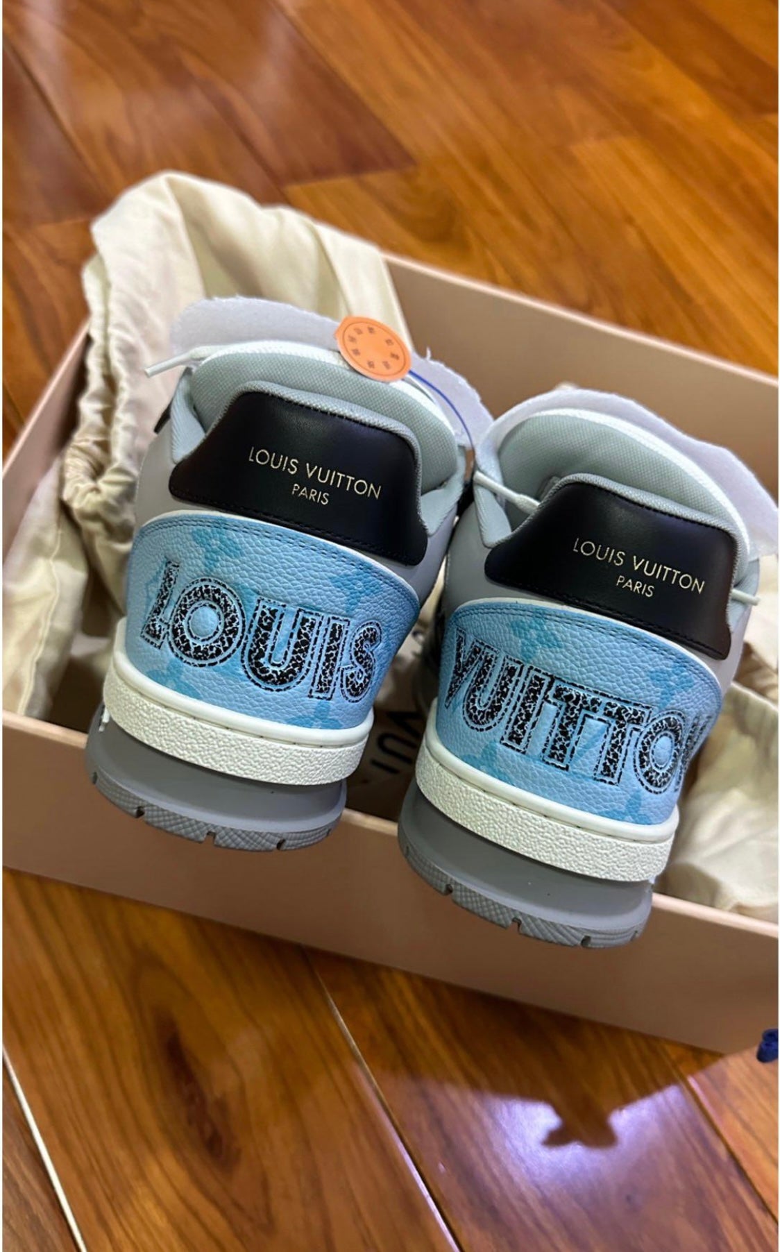[LOUIS VUITTON] LV Classic Trendy Shoes! Made of imported genuine leather, water-dyed cowhide