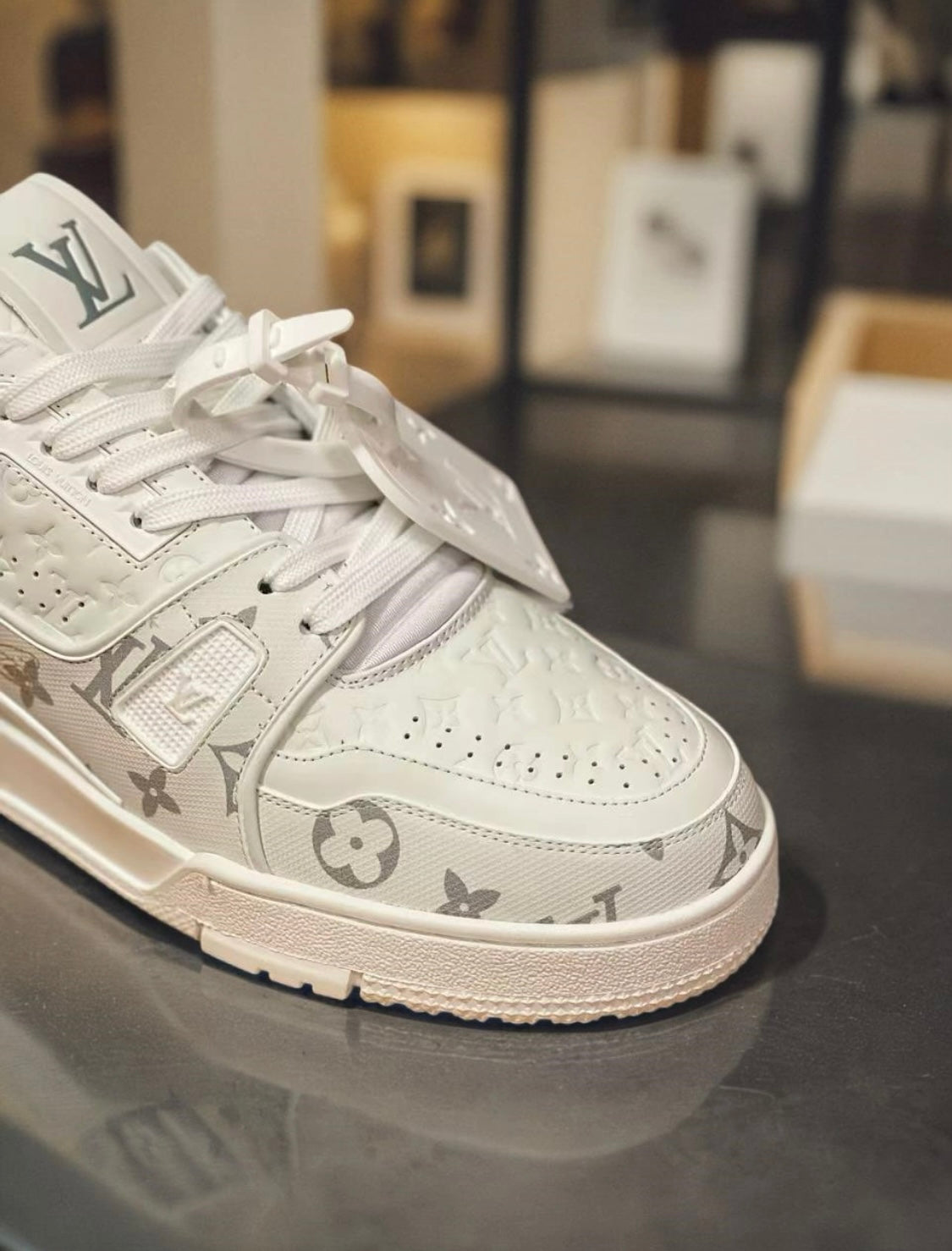 [LOUIS VUITTON] LV Classic Trendy Shoes! Made of imported genuine leather, water-dyed cowhide